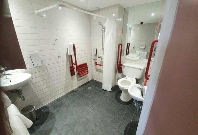 身障者適用スタンダードルーム, Days Inn Wetherby