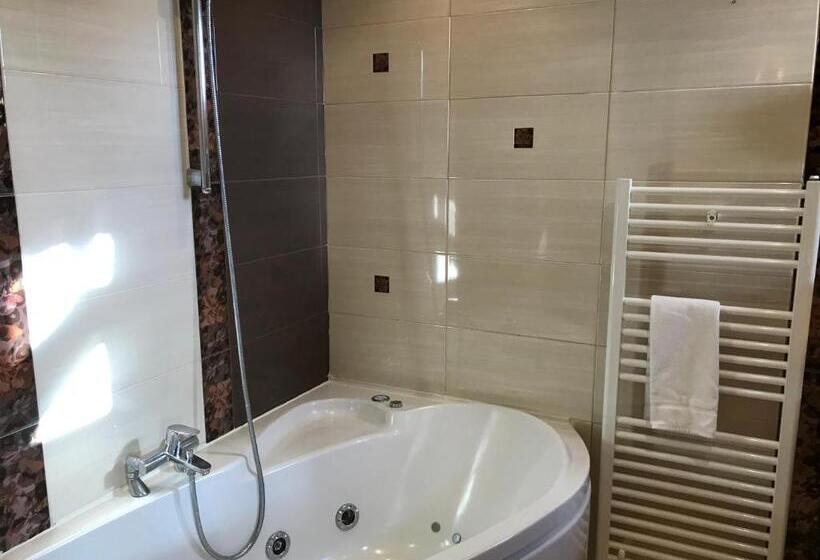 ジュニアスイート, Demeures & Châteaux Hôtel Domaine Le Clos Des Fontaines