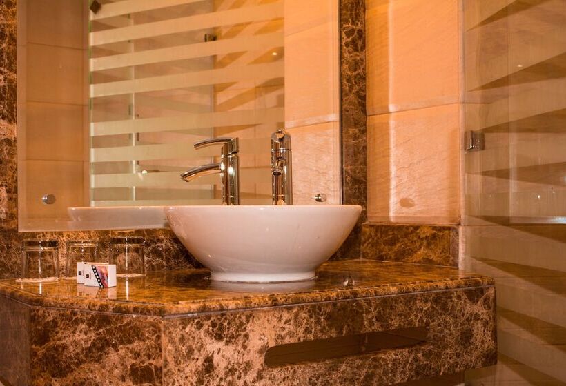 اتاق اکونومی, Golden Beach Resort