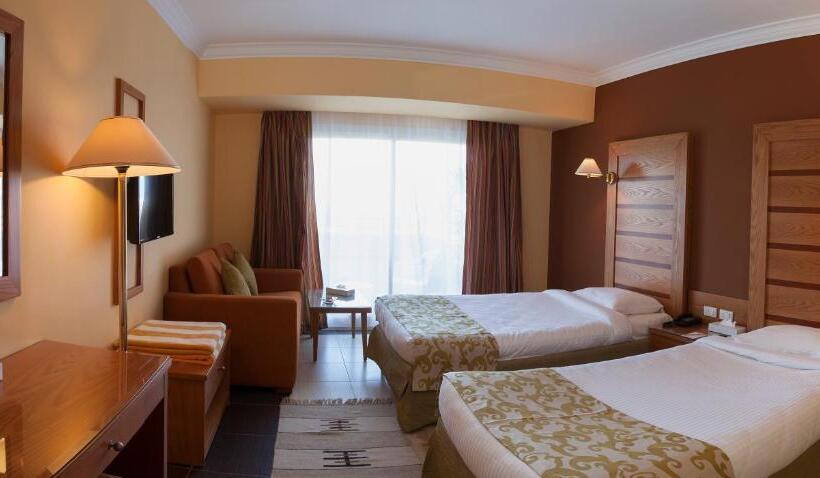 اتاق استاندارد با چشم‌انداز دریا, Golden Beach Resort