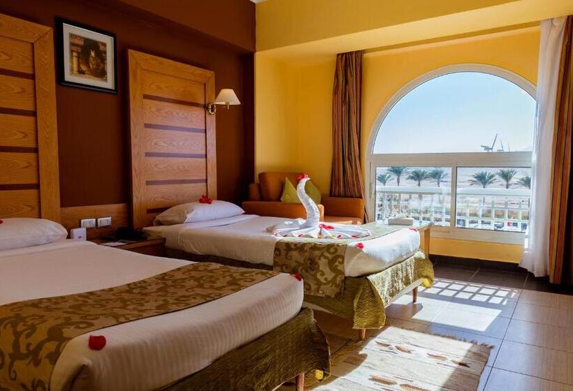 اتاق اکونومی, Golden Beach Resort