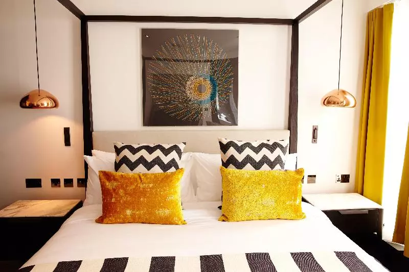 キングサイズベッドのスタンダードルーム, Indigo London Tower Hill, An Ihg