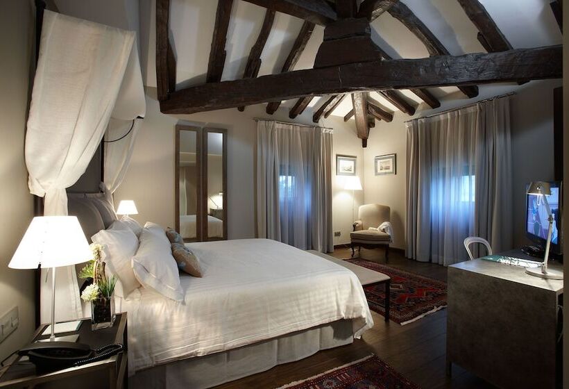 标准间, Iriarte Jauregia