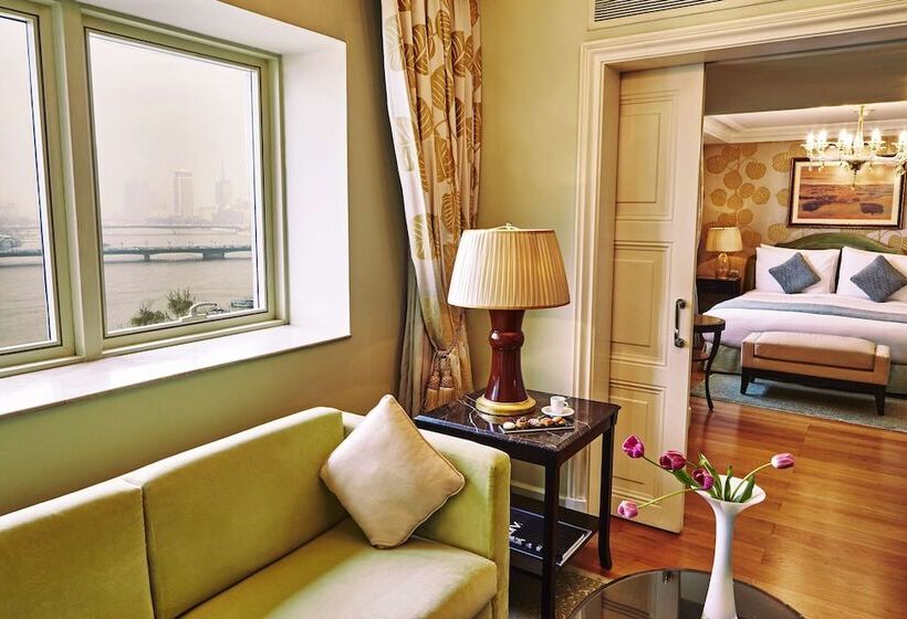 سوییت جونیور, Kempinski Nile Hotel, Cairo