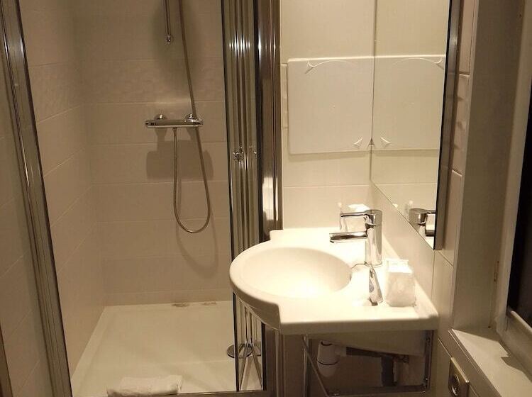 Номер Superior, Kyriad Quimper Sud