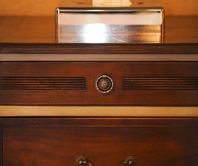 コンフォートルーム, Demeures & Châteaux Hôtel Domaine Le Clos Des Fontaines