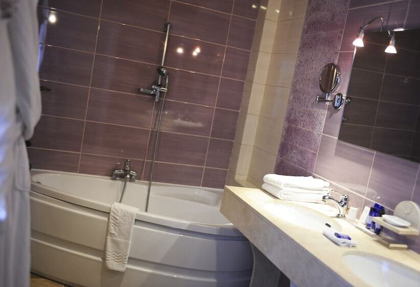 Полулюкс, Demeures & Châteaux Hôtel Domaine Le Clos Des Fontaines