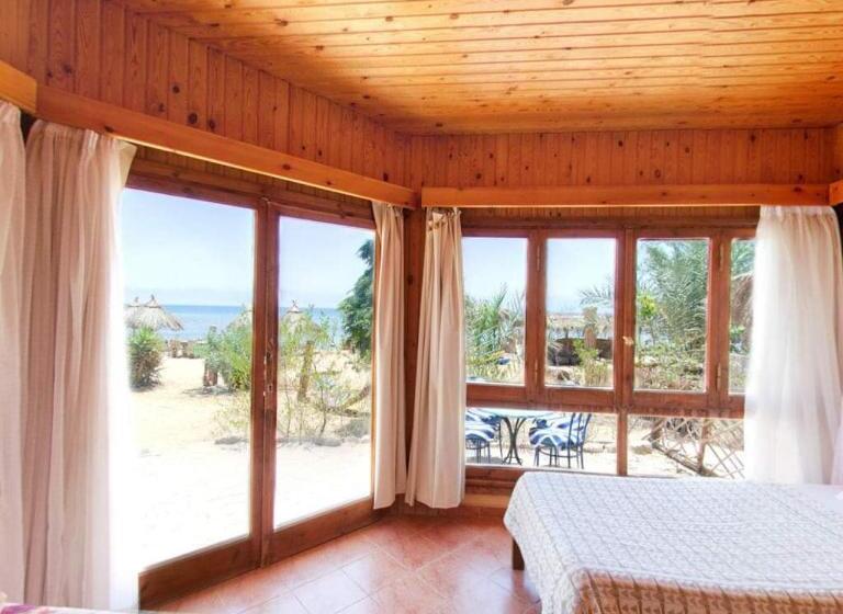 اتاق لوکس سه تخته, Nakhil Inn Nuweiba