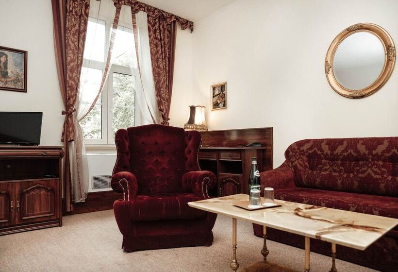 デラックスルーム, Old Time Residence