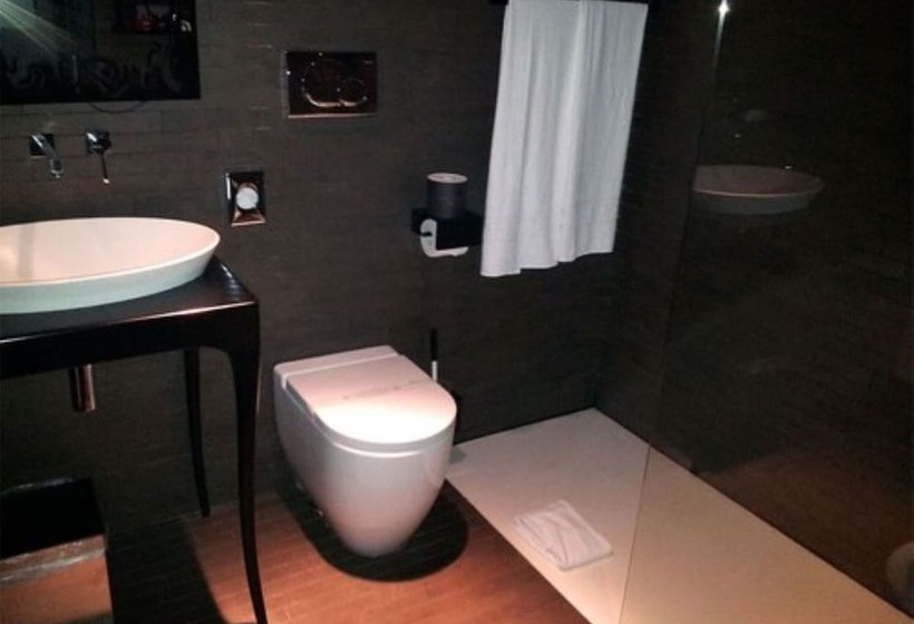 سوئیت جونیور با چشم‌انداز, Palazzo Barbarigo Sul Canal Grande