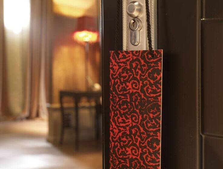 سوئیت جونیور با چشم‌انداز, Palazzo Barbarigo Sul Canal Grande