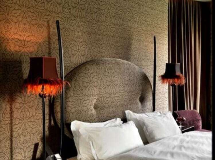 سوئیت جونیور با چشم‌انداز, Palazzo Barbarigo Sul Canal Grande