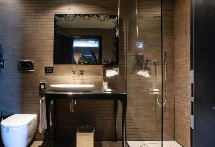 اتاق لوکس با چشم‌انداز, Palazzo Barbarigo Sul Canal Grande