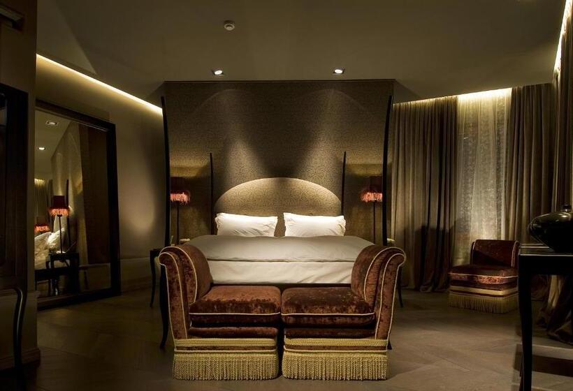 سوئیت جونیور دلوکس با چشم‌انداز, Palazzo Barbarigo Sul Canal Grande