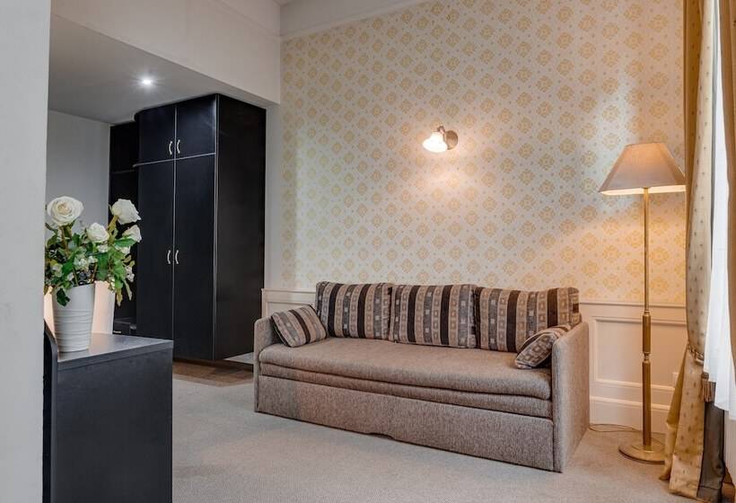 Quarto Triplo Clássico, Praga 1885