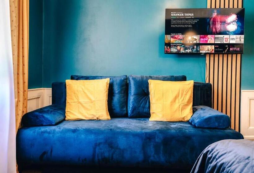 Quarto Estandar, Praga 1885