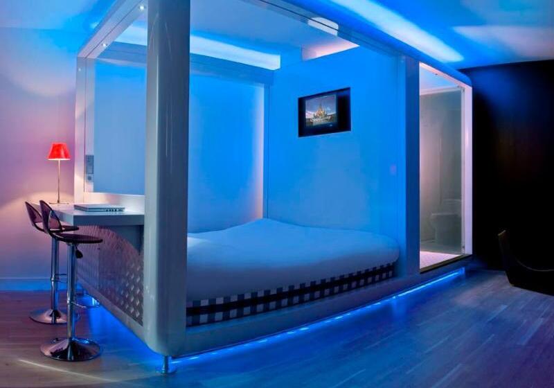 Basic Room, Qbic Amsterdam Wtc