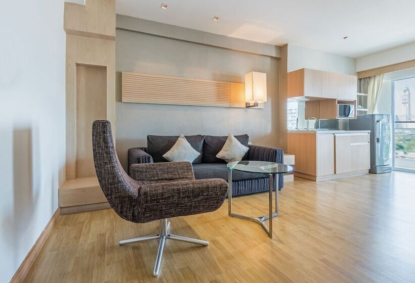 Suíte Júnior, R9 Bangkok