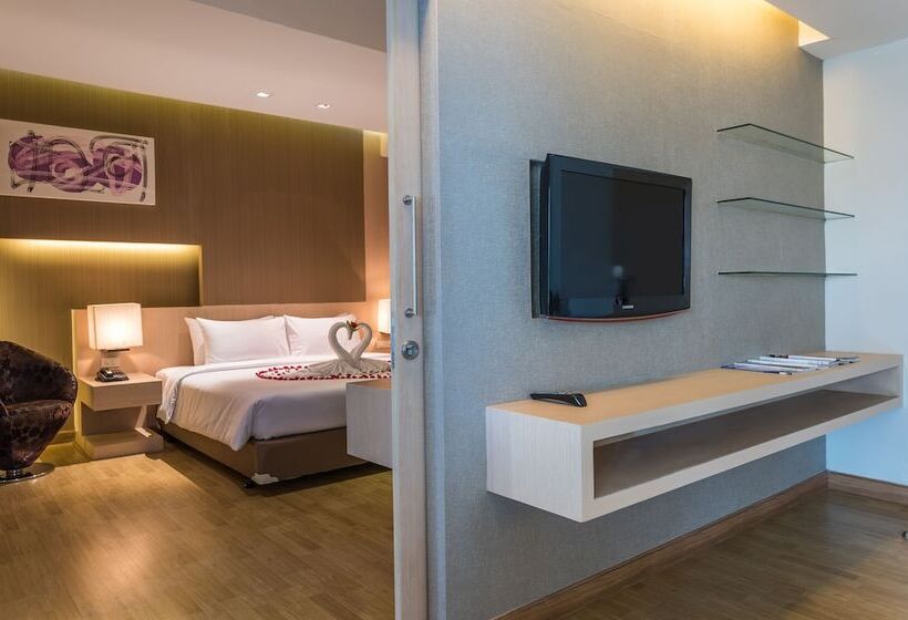 Suíte Júnior, R9 Bangkok