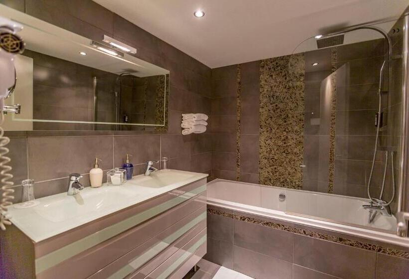 Номер Deluxe, Relais Saint Jean Troyes