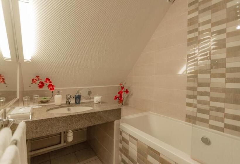 اتاق استاندارد, Relais Saint Jean Troyes
