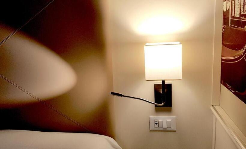 اتاق استاندارد یک نفره, San Lio Tourist House