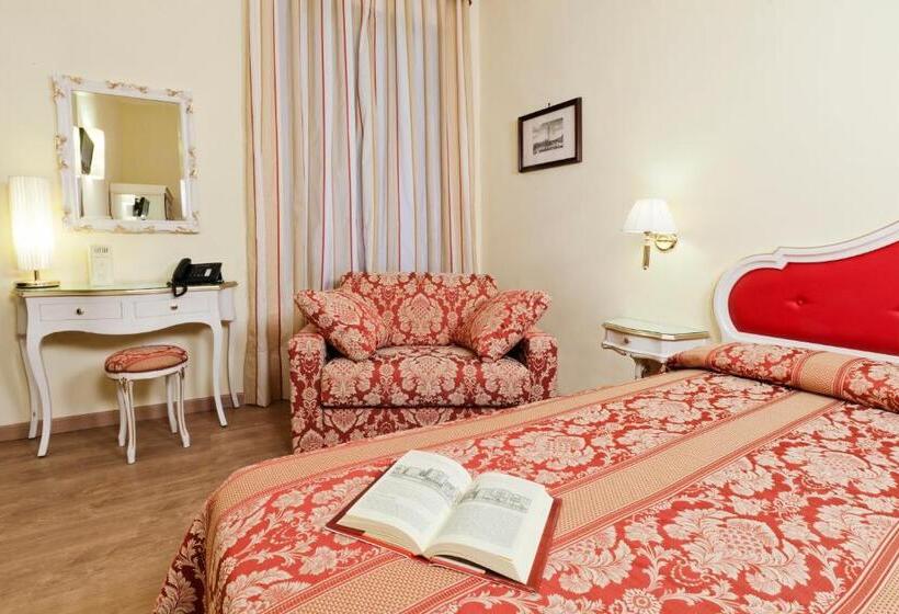 اتاق استاندارد سه نفره, San Lio Tourist House