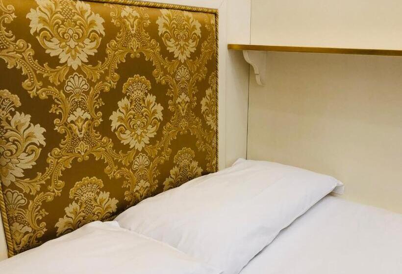 اتاق استاندارد یک نفره, San Lio Tourist House