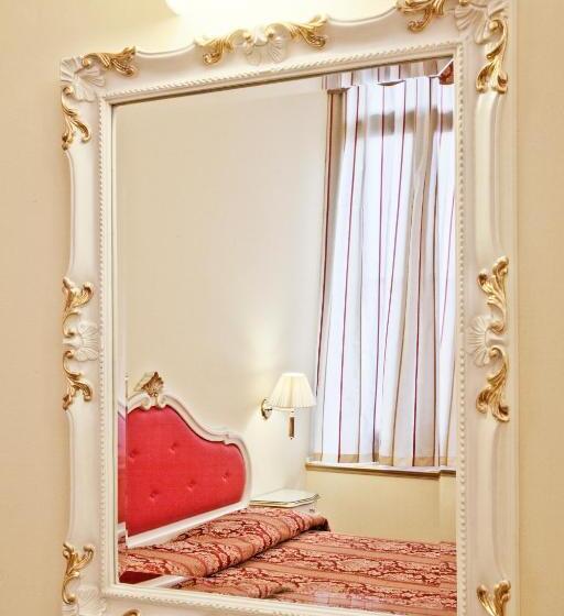 اتاق استاندارد سه نفره, San Lio Tourist House