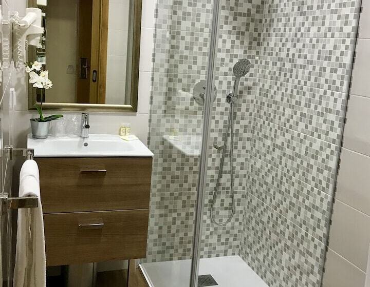 اتاق استاندارد, Sete Colinas