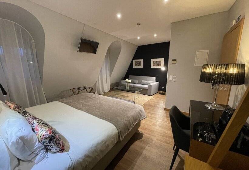 سوییت جونیور, Sete Colinas