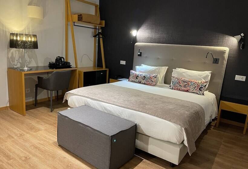 سوییت جونیور, Sete Colinas