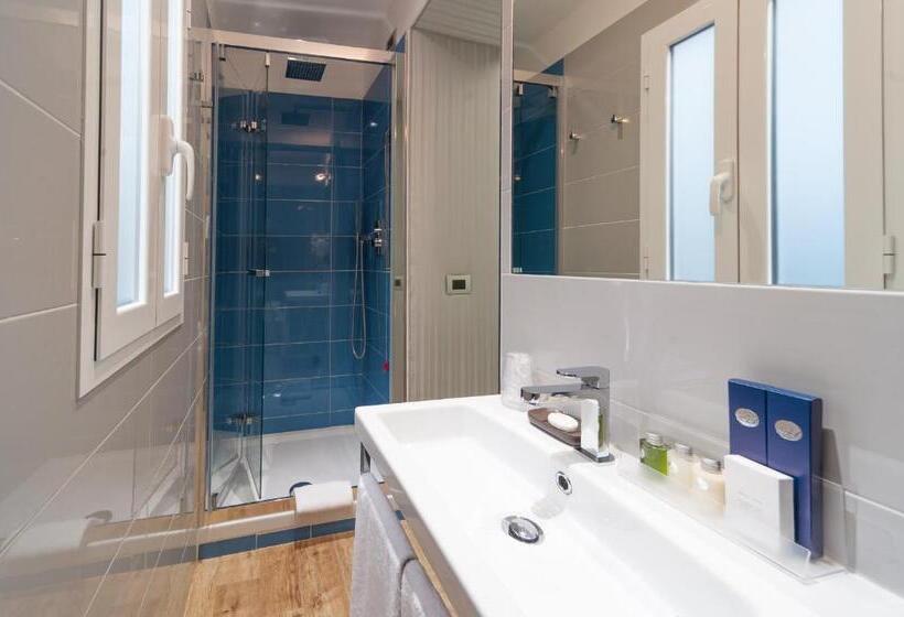 اتاق استاندارد, Trevi 41