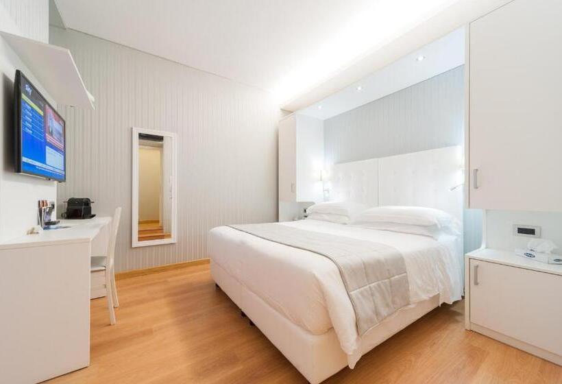 اتاق استاندارد, Trevi 41