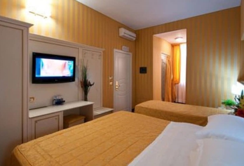 اتاق استاندارد سه نفره, Trevi 41