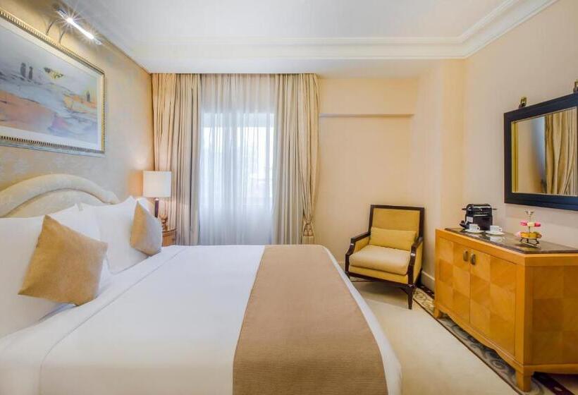 سوییت جونیور, Kempinski Nile Hotel, Cairo