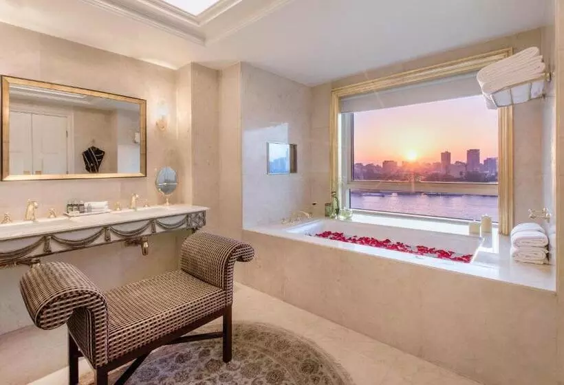 プレジデントスイートルーム, Kempinski Nile Hotel, Cairo