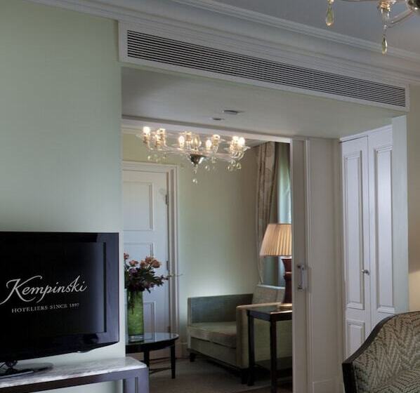 סוויטת ג'וניור, Kempinski Nile Hotel, Cairo