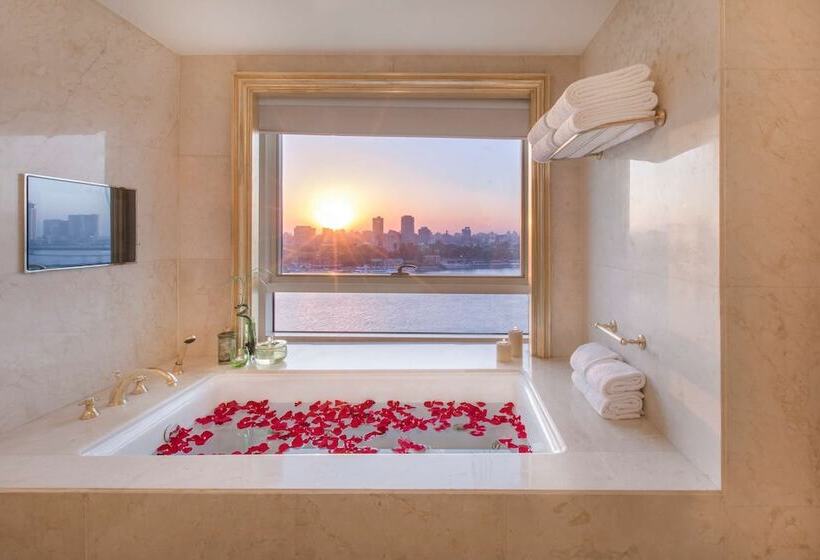 سوئیت پرزیدنت, Kempinski Nile Hotel, Cairo