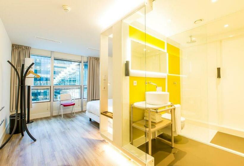 Basic Room, Qbic Amsterdam Wtc