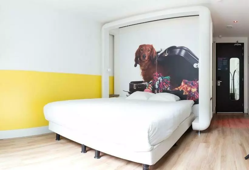 Basic Room, Qbic Amsterdam Wtc