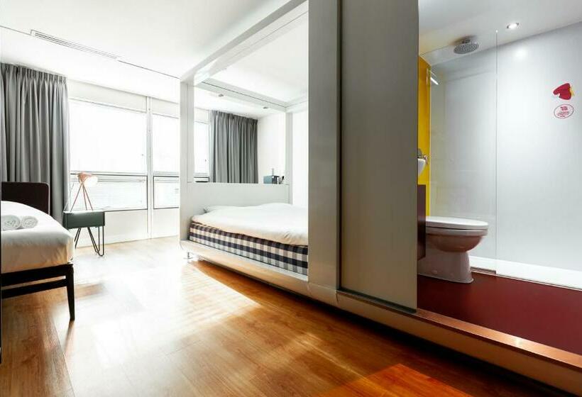 Family Room, Qbic Amsterdam Wtc