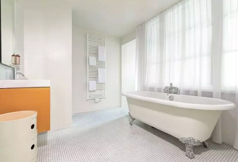 اتاق خانوادگی, Vintage Hotel Brussels