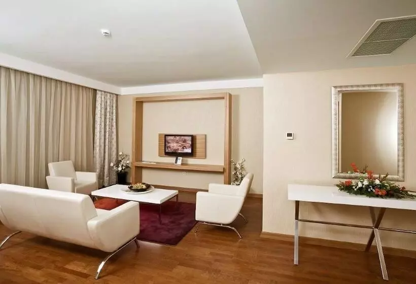 سوییت جونیور, Anemon Hotel Malatya