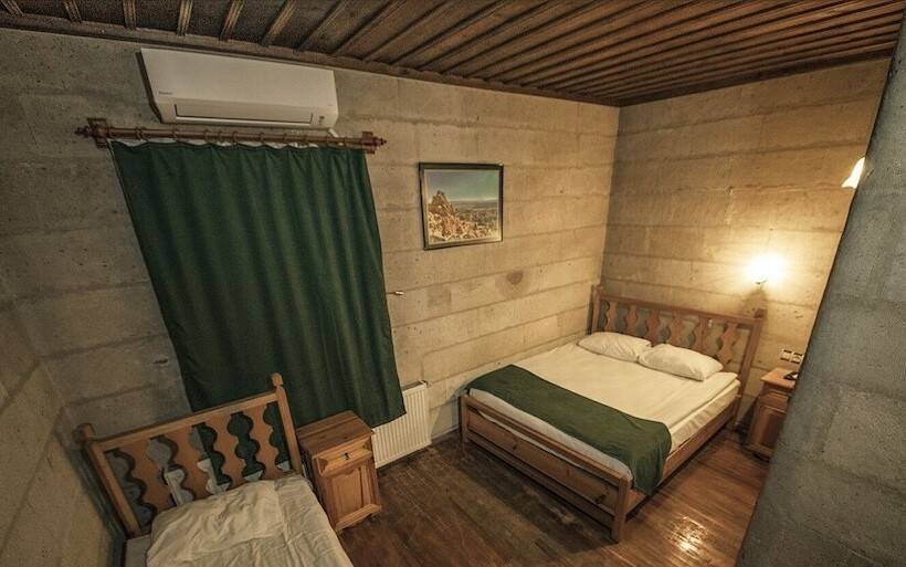 标准三人间, Cappadocia Palace