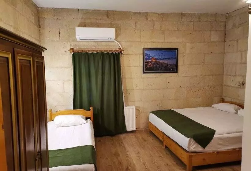 اتاق استاندارد سه نفره, Cappadocia Palace