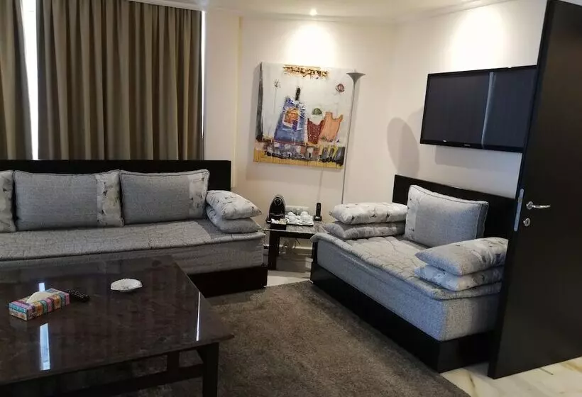 シニアスイート, Cesar Hotel & Spa