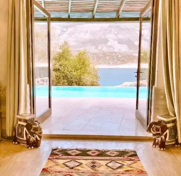 ویلای 1 خوابه, Club Hotel Barbarossa