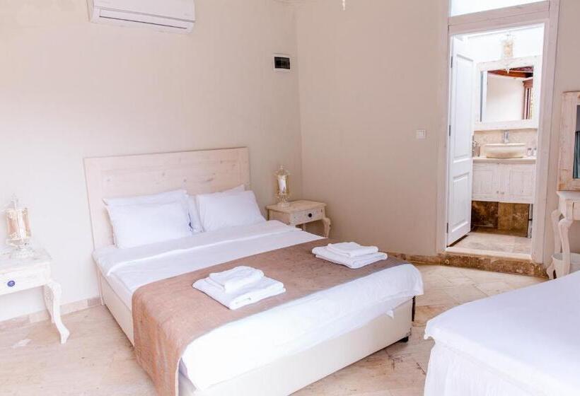 オーシャンビュースタンダードルーム, Club Hotel Barbarossa