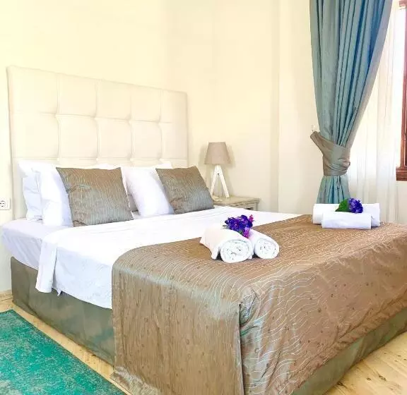 اتاق استاندارد با چشم‌انداز دریا, Club Hotel Barbarossa